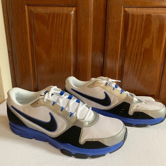 mens nike trainers size 13